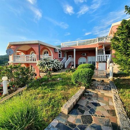 Villa Lilly Cesarica Zewnętrze zdjęcie
