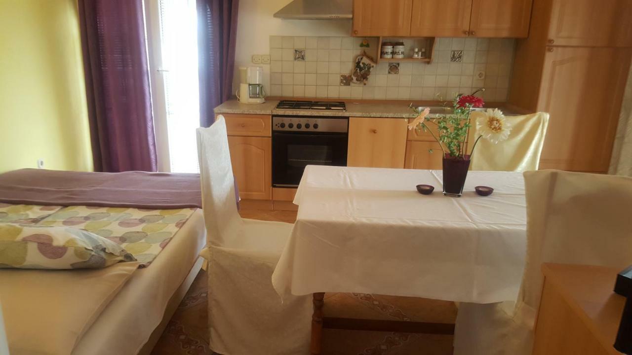 Villa Lilly Cesarica Zewnętrze zdjęcie
