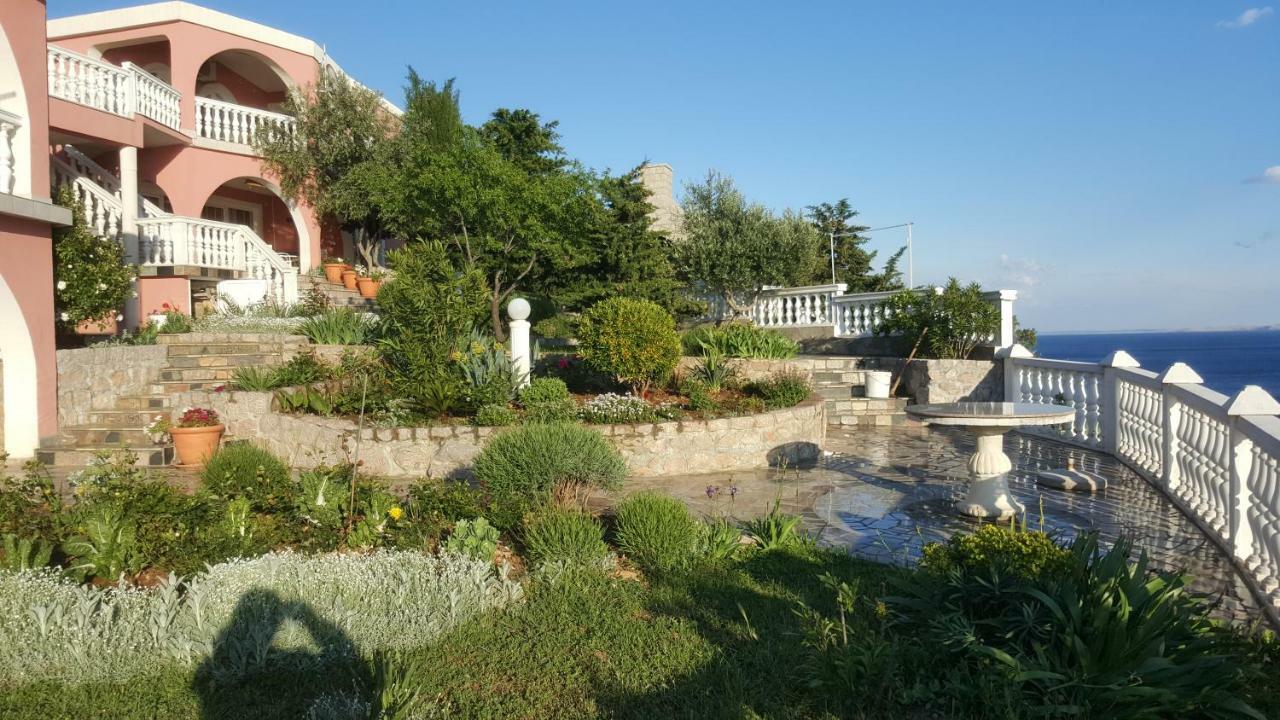 Villa Lilly Cesarica Zewnętrze zdjęcie